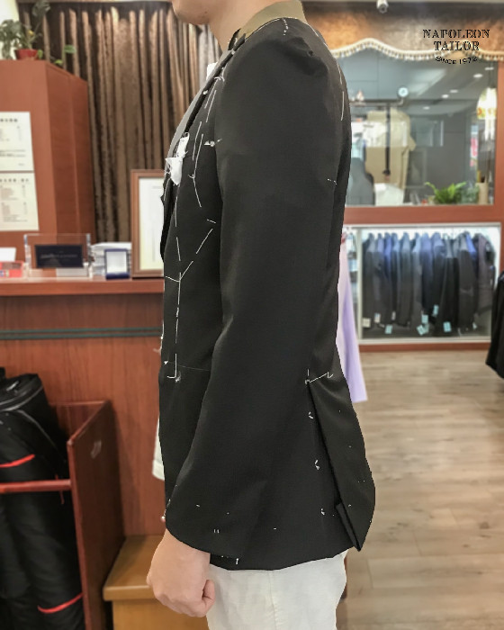 拿破倫手工西服:時間雕琢的典雅詩篇 :: 拿破倫手工訂製西服